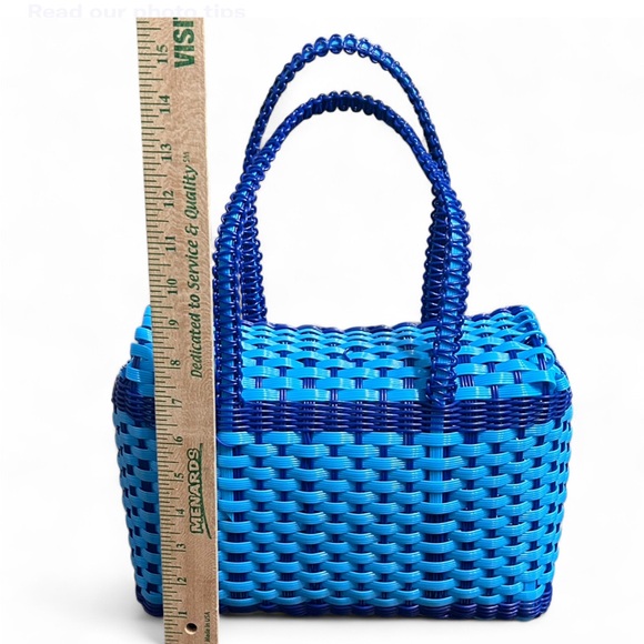 HANDMADE Artesanal Blue Woven Ratan Tote Bag With A Boho Vibe. M ,NWOT - Picture 7 of 8